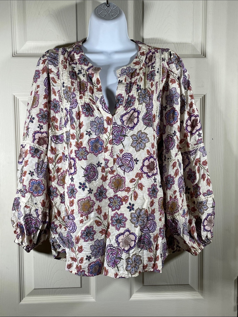 The Pioneer Woman Cream Floral Boho Peasant Tunic with Purple & Pink Accents